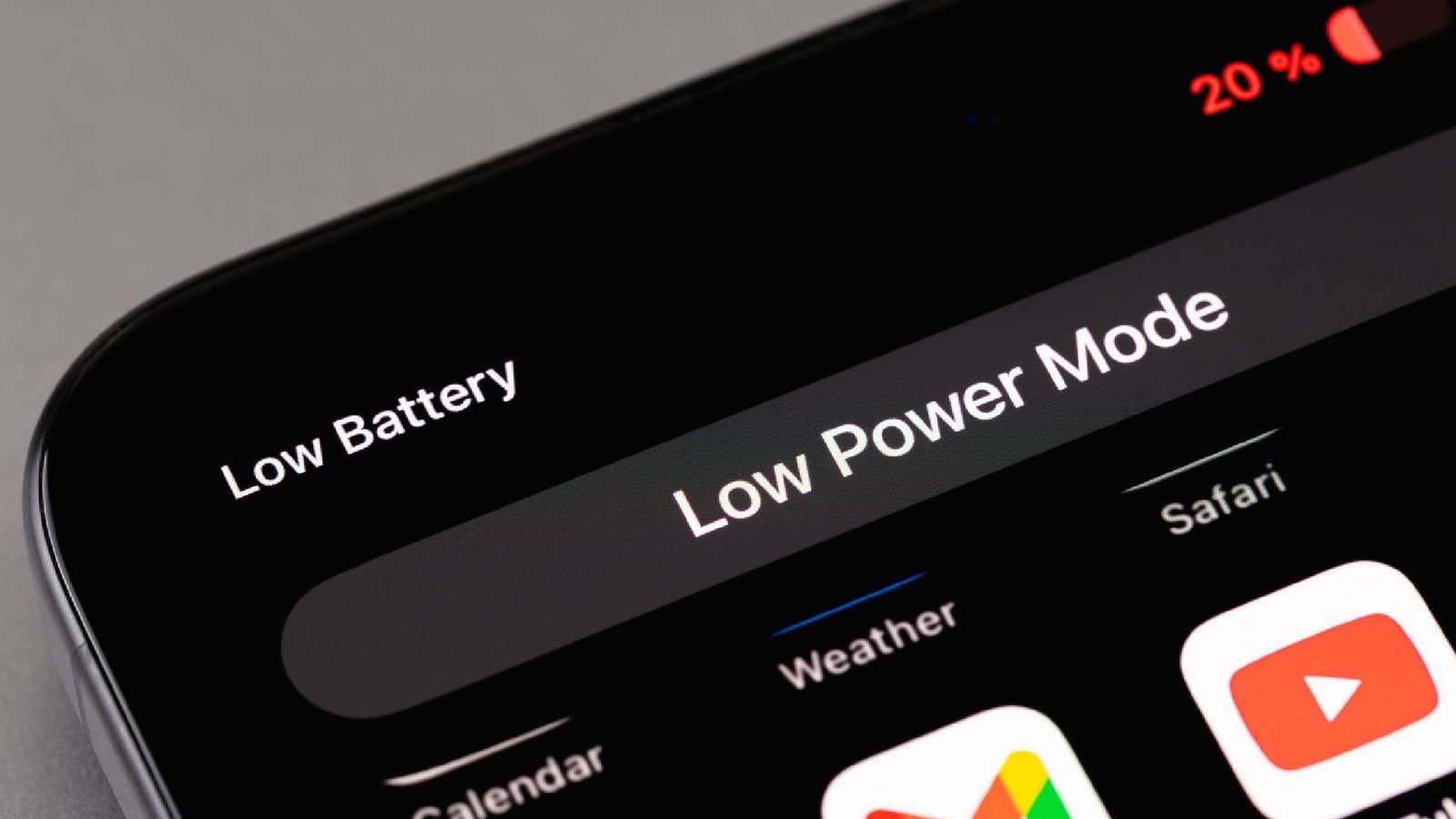 the-4-emergency-phone-tweaks-that-keep-your-battery-alive-in-a-power-outage