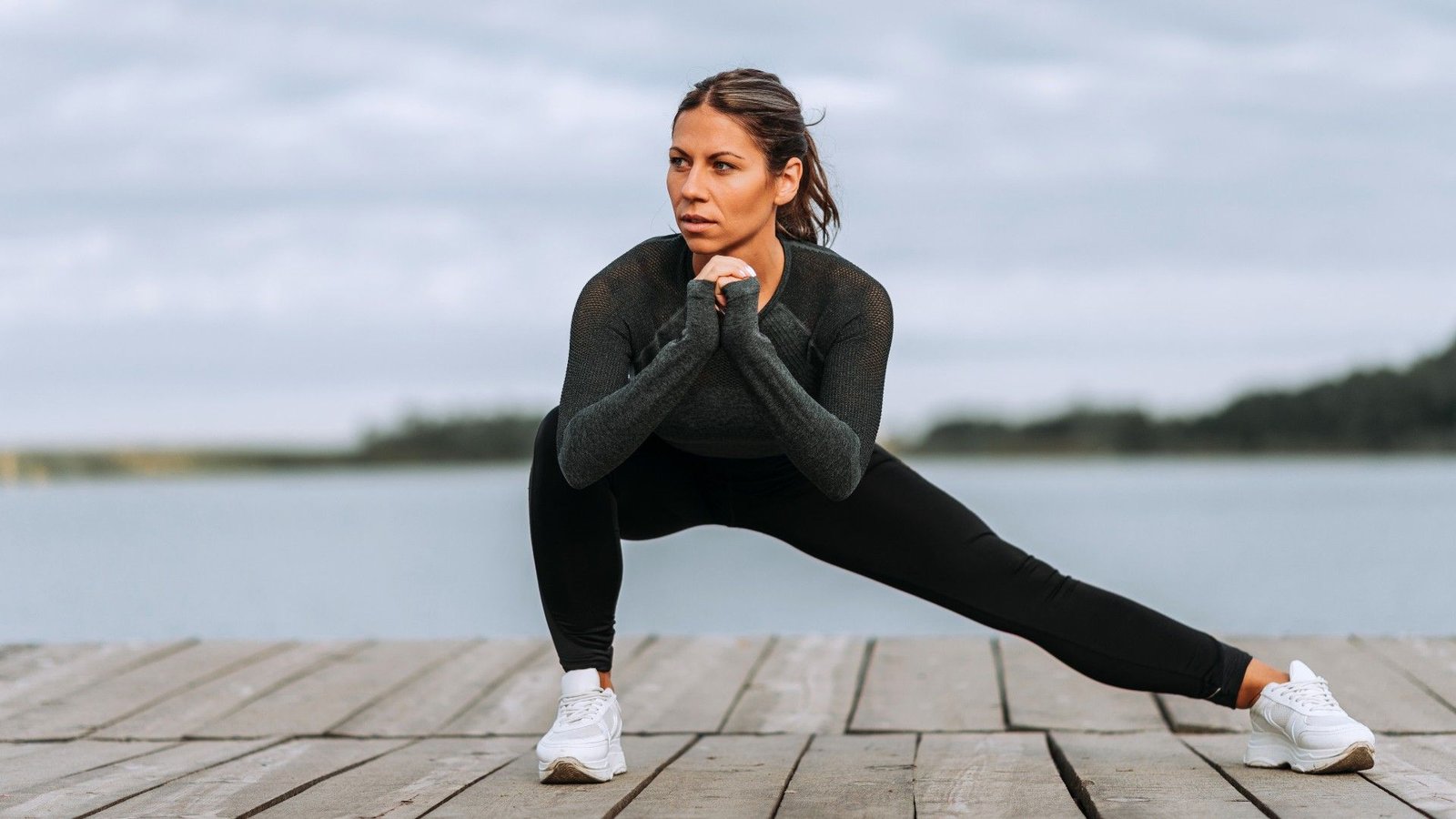i-did-50-cossack-squats-a-day-for-a-week-—-here’s-what-happened-to-my-hip-mobility-and-lower-back