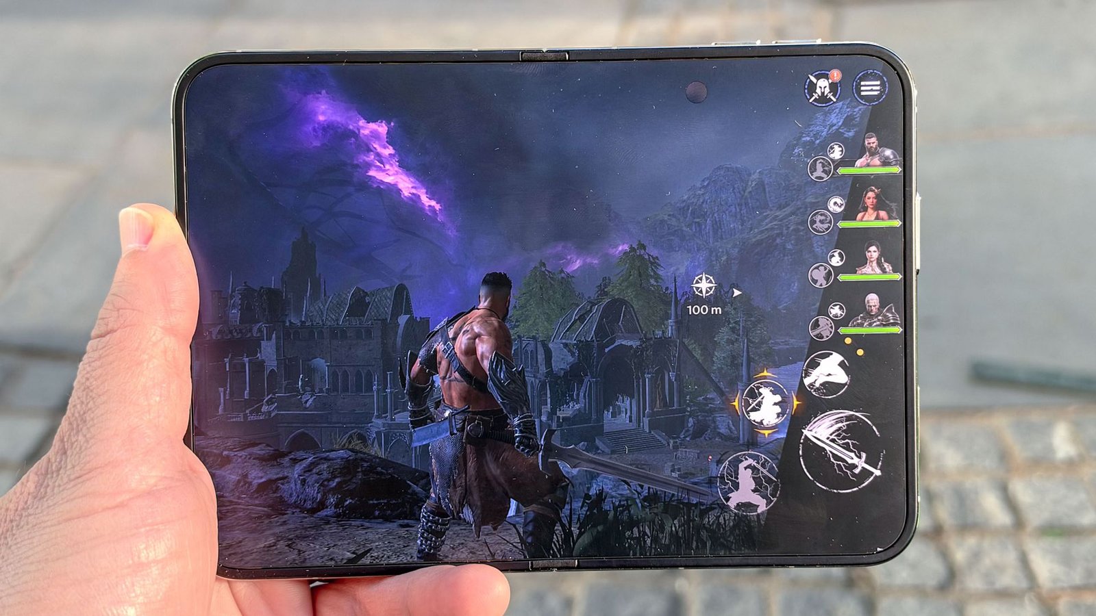 iphone-duo-full-benchmarks-—-the-world’s-fastest-foldable,-but-how-does-it-stack-up-to-iphone-18-pro?