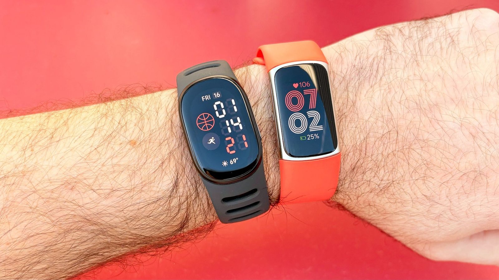 3-reasons-why-the-new-fitbit-edge-beats-the-fitbit-charge-6-—-and-1-reason-it-doesn’t
