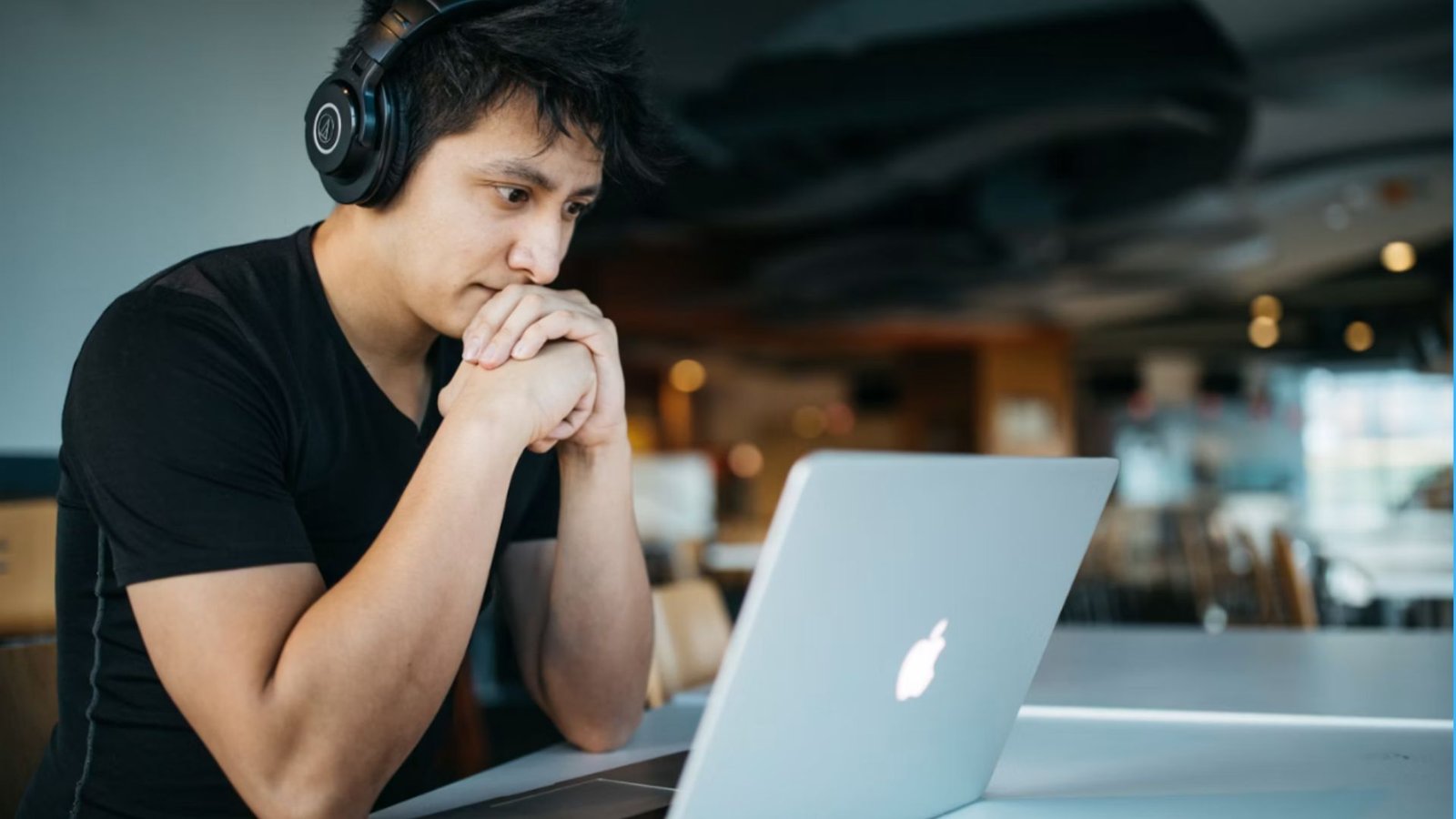 your-mac-has-a-free-ai-chatbot-hiding-in-plain-sight-—-here’s-how-to-use-it