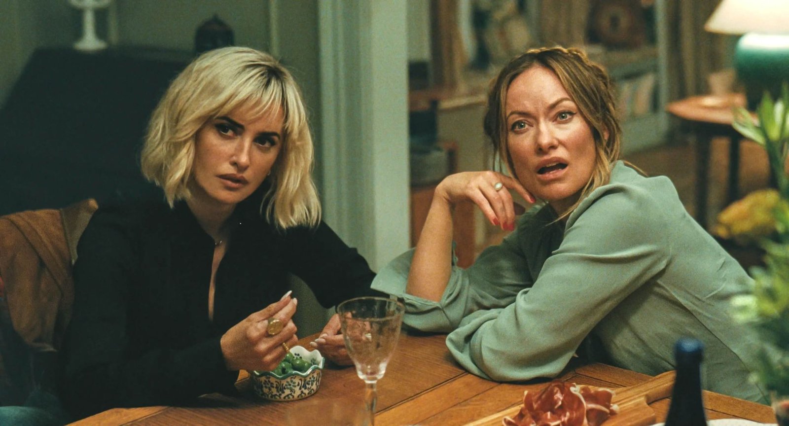 this-year’s-most-talked-about-comedy-just-hit-hbo-max-—-and-it’s-96%-on-rotten-tomatoes