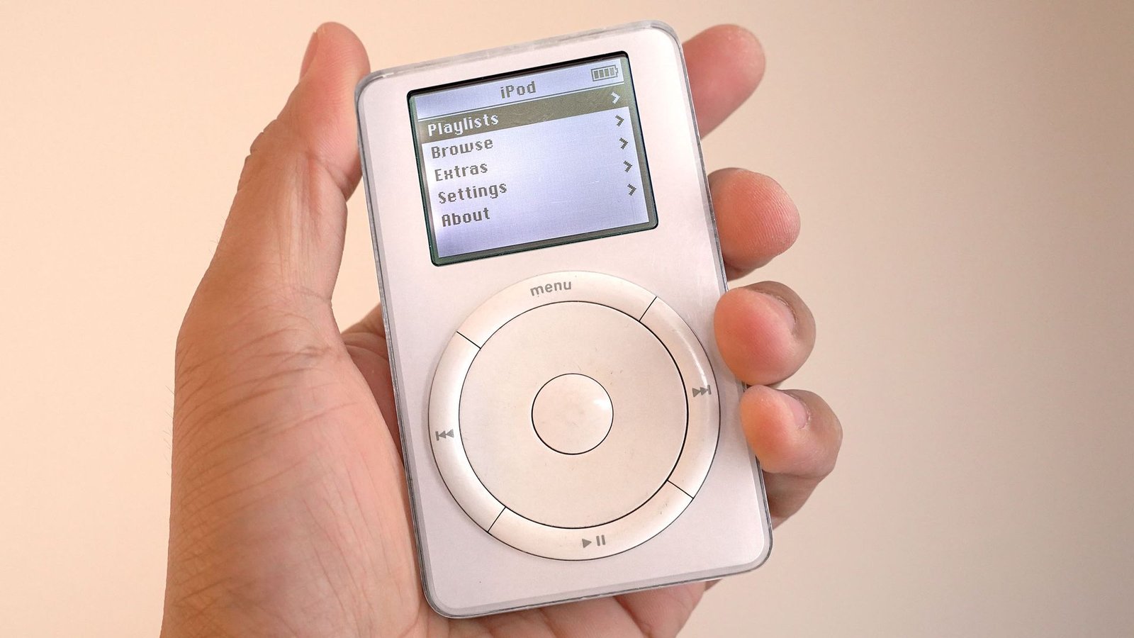 in-the-era-of-the-iphone-duo-and-endless-feeds,-apple’s-ipod-easter-egg-hits-differently