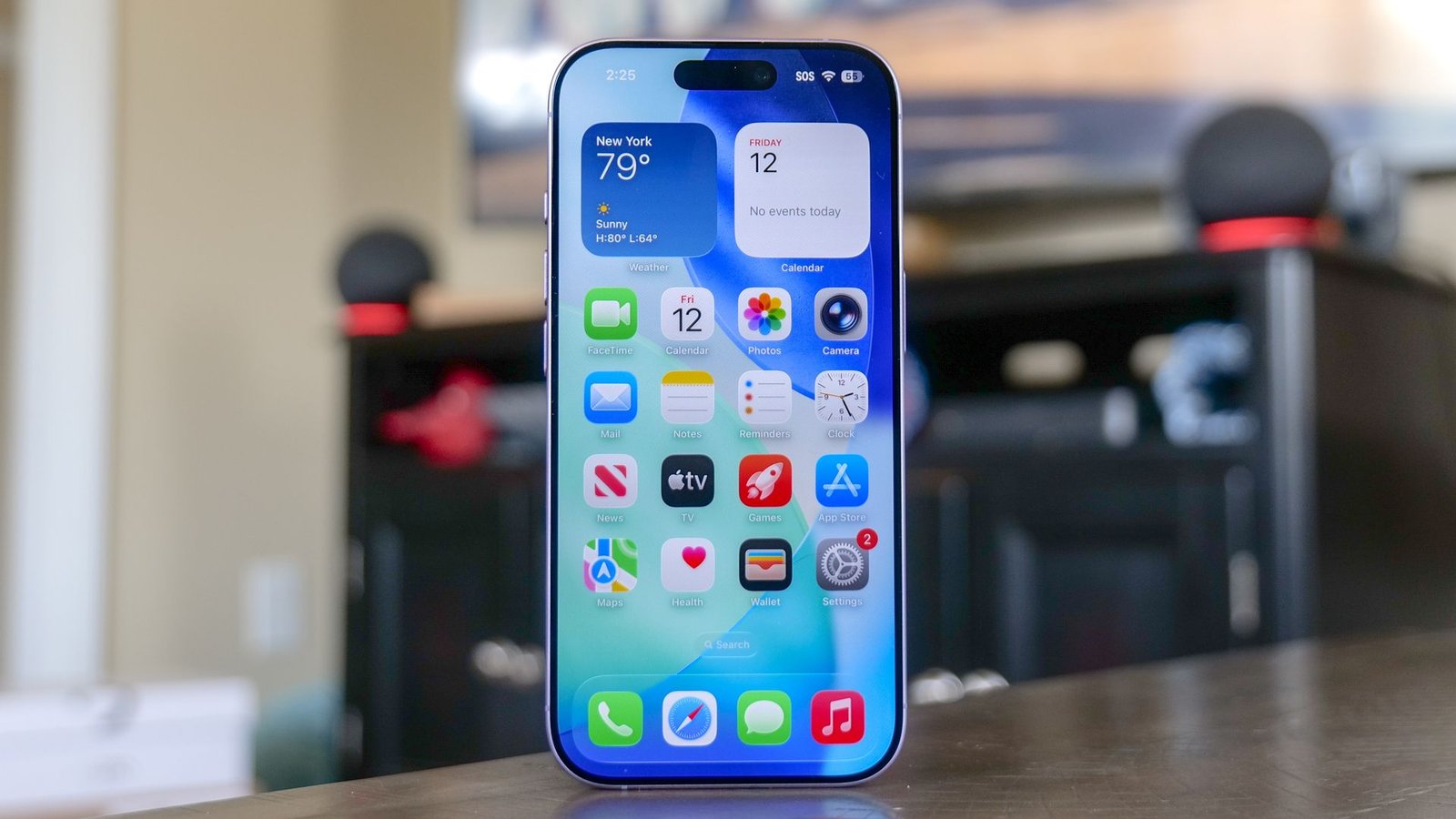is-your-iphone-listening-to-you?-the-‘live-listen’-setting-you-should-check-right-now