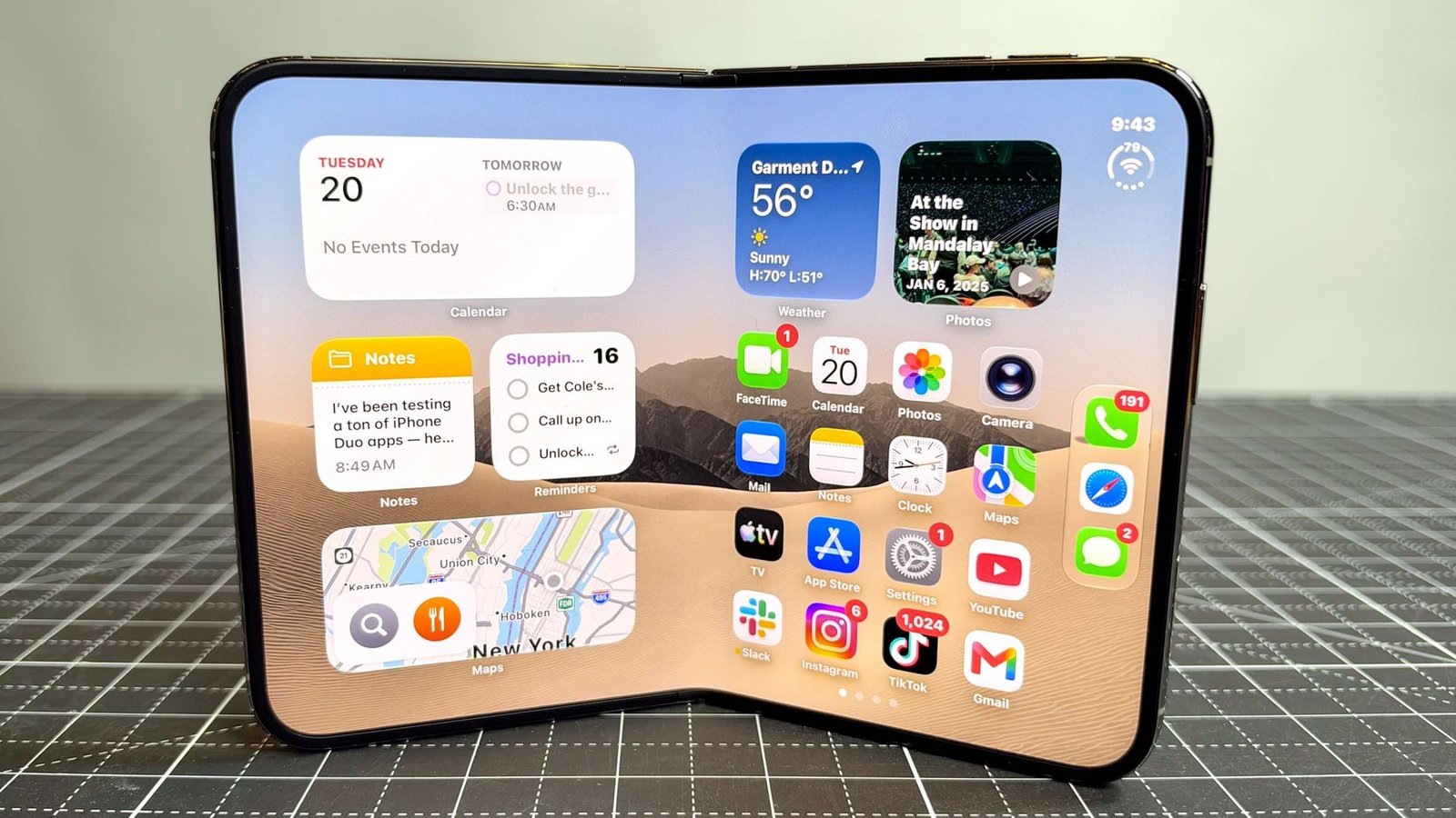 iphone-duo-2-is-inevitable-—-and-these-are-the-7-things-we-want-to-see